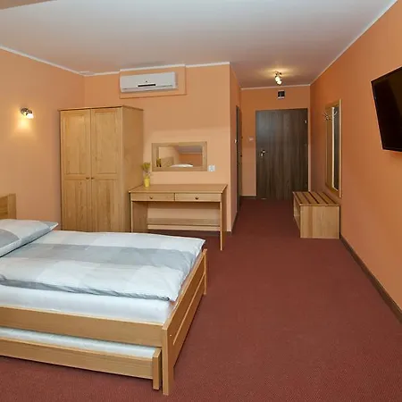 U Holosia Osowiec (Kuyavian-Pomeranian)