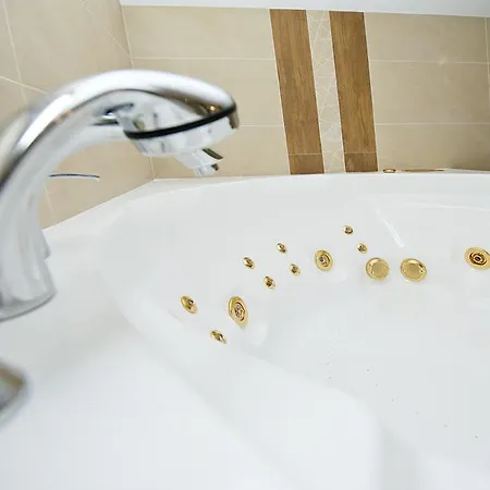 U Holosia Osowiec (Kuyavian-Pomeranian)