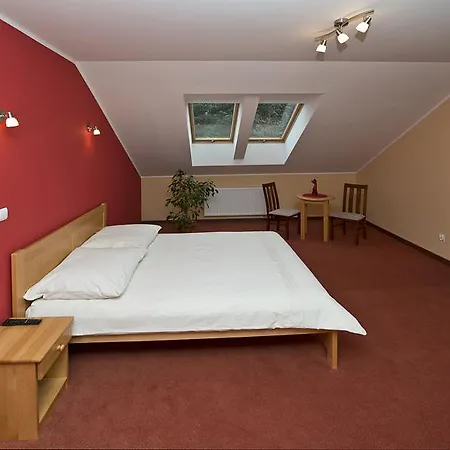 U Holosia Osowiec (Kuyavian-Pomeranian)